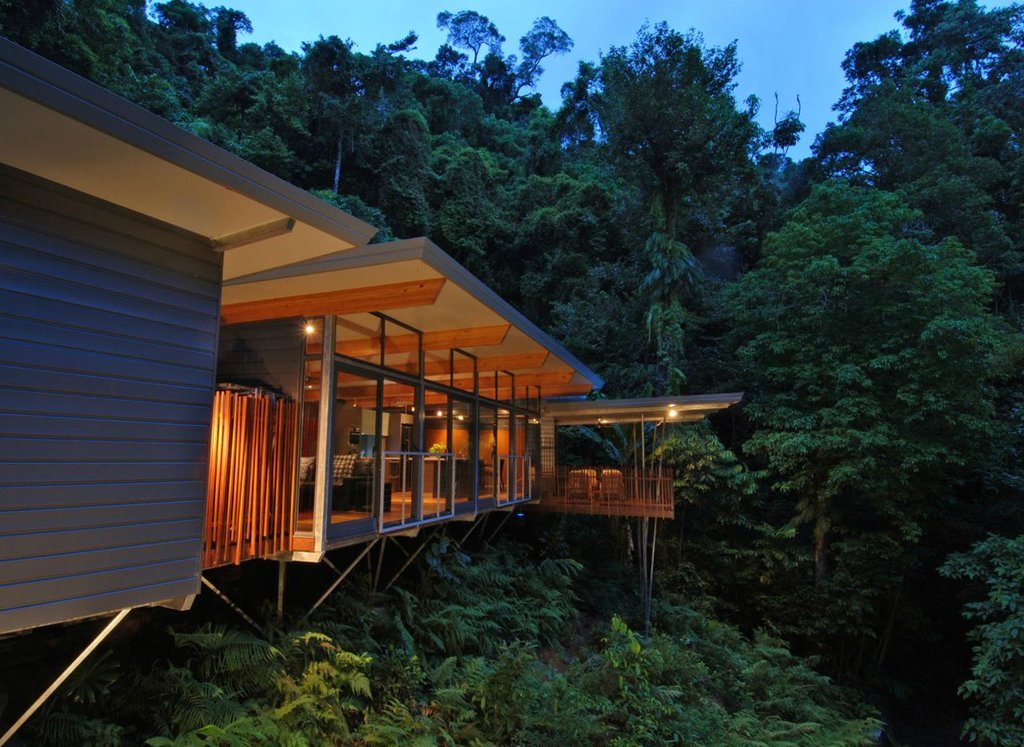 Ngôi nhà HP Tree House trên rừng nhiệt đới